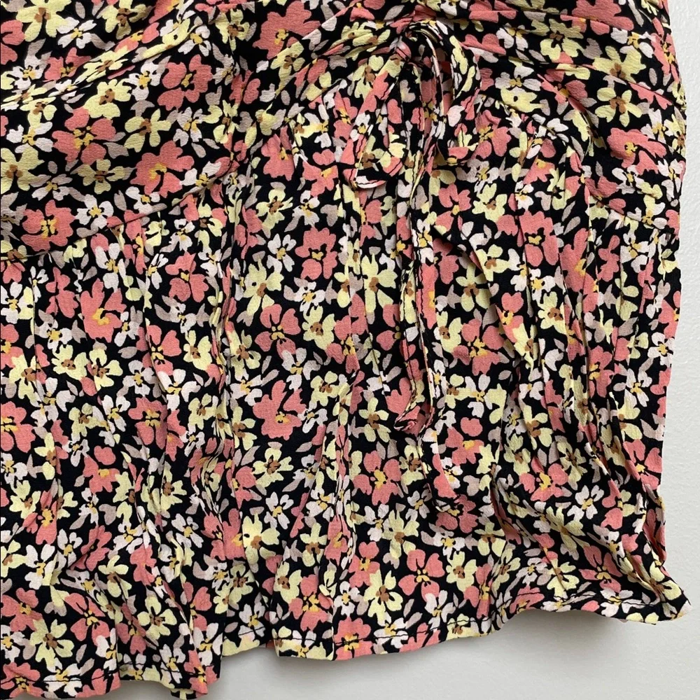 Forever 21 Floral Mini Skirt - Pink, Yellow, Black - Picture 3 of 10
